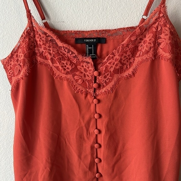 Forever 21 Lace Trim Button Front Camisole Tank Top in Burnt Orange Size Small - Picture 2 of 5